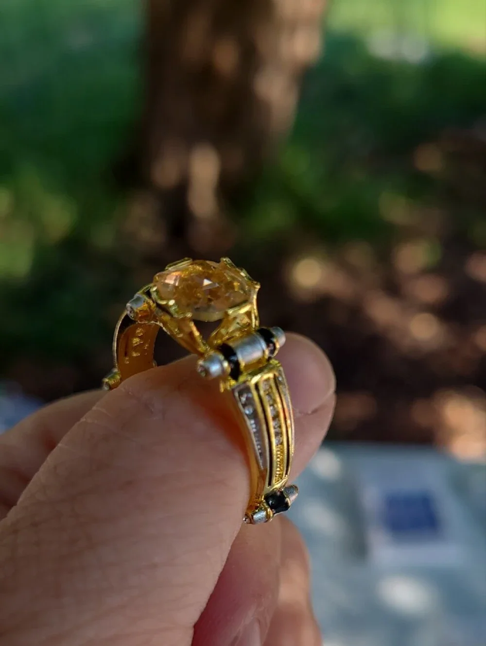 Yellow Citrine-Style Gold Ring - Women's Fashion Jewelry
